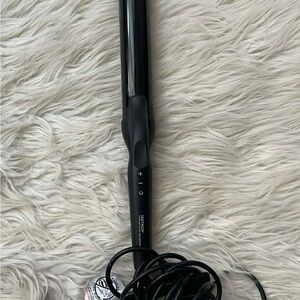 Izutech Glam Pro Extra-Long Barrel Curling Iron